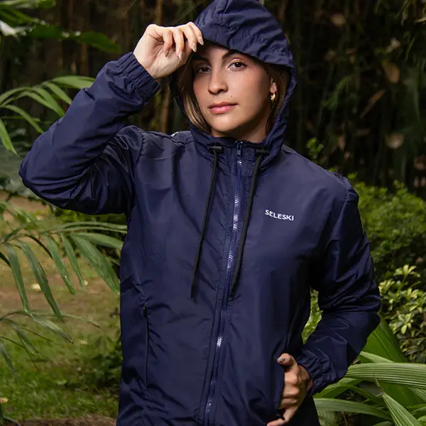 Cortaviento Azul Marino